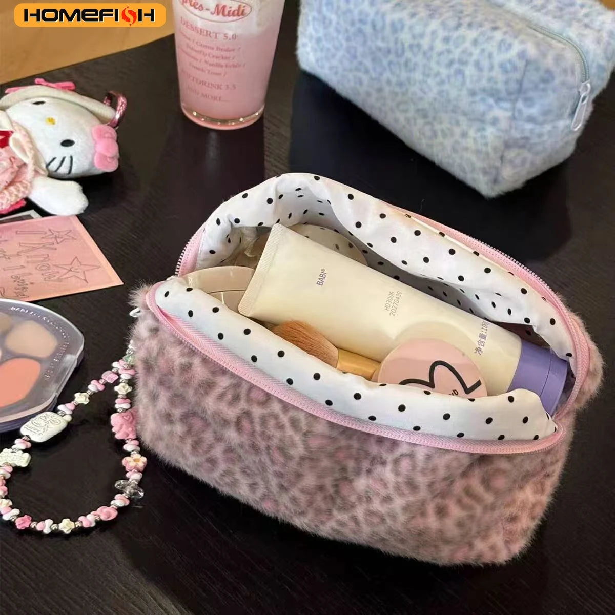 HOMEFISH Durable Fuzzy Makeup Bag Large Capacity Leopard Print